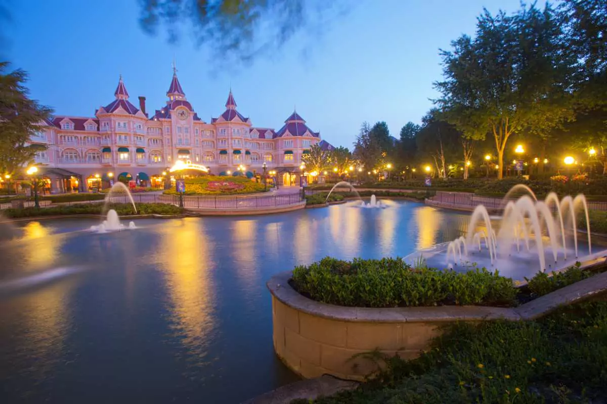 Disneyland Hotel Ansicht