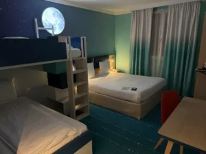 Grand Magic Hotel Disneyland Paris Zimmer