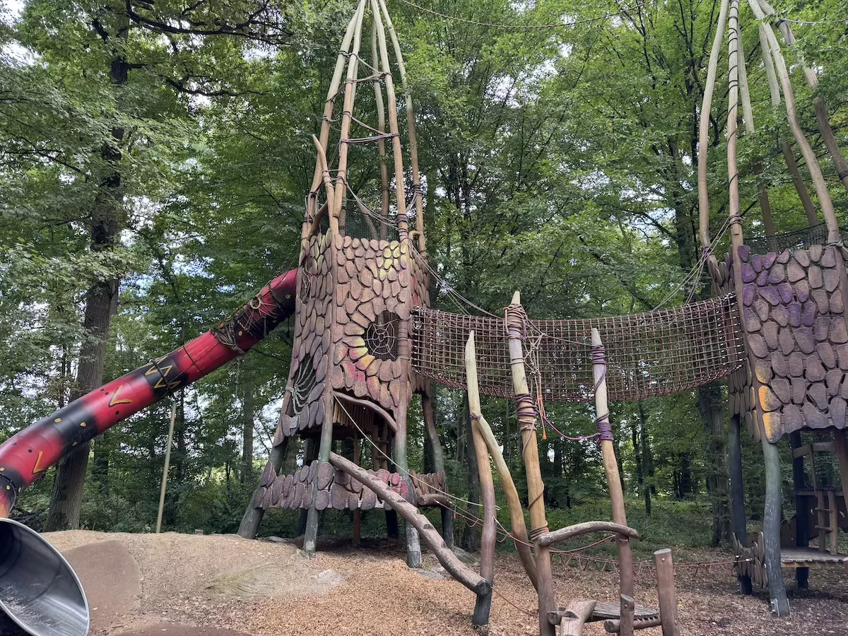 Outdoor Spielplatz im Villages Nature Paris
