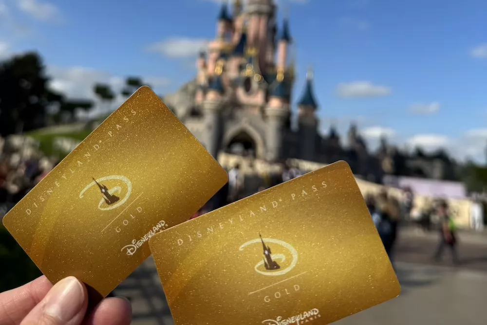 Pauschalreise oder Jahreskarte für Disneyland Paris?